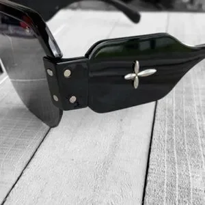 Black sunglasses with side way cross + black studded pouch Amazon.com: Chezi Metal Frame Cross Detail Fold-in Mesh Side  main image 4